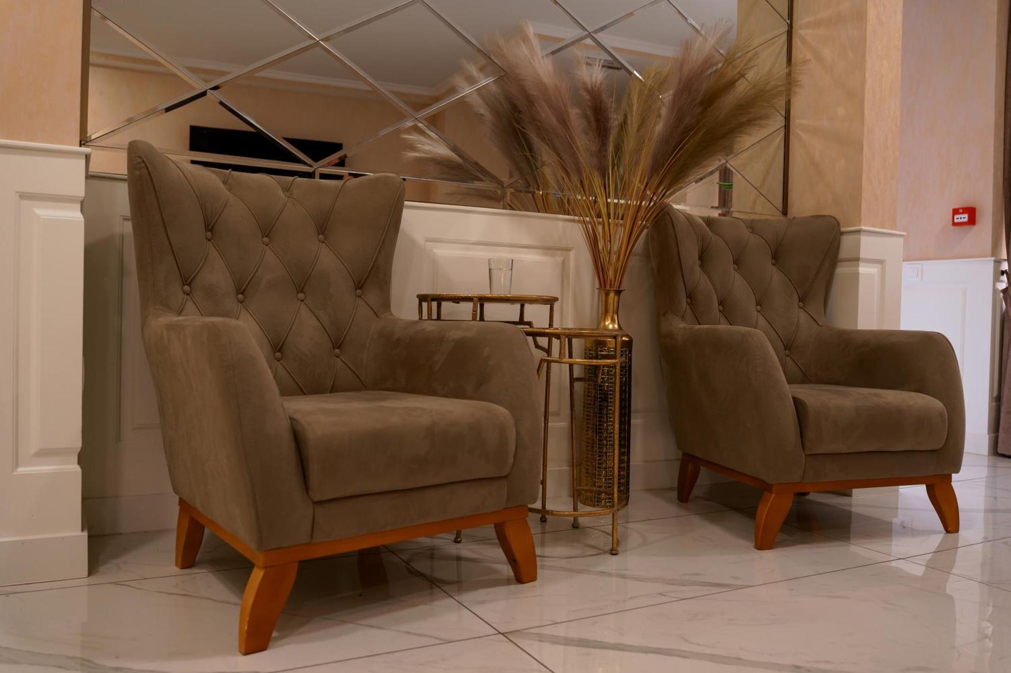 Hotel Well Inn Тбилиси Екстериор снимка