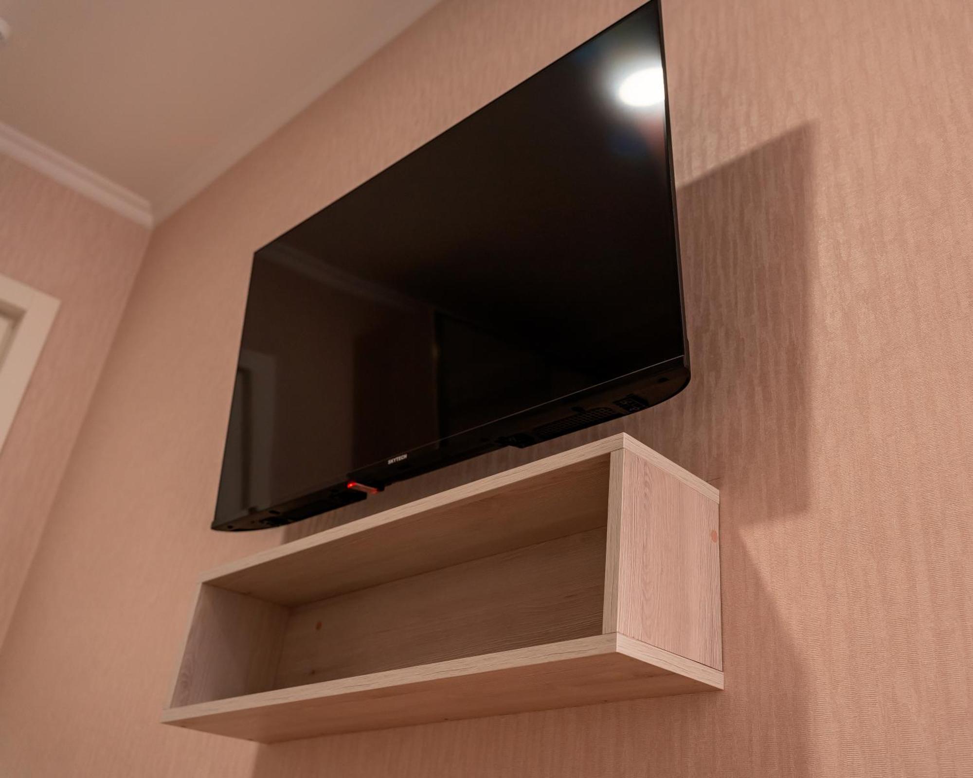 Hotel Well Inn Тбилиси Екстериор снимка